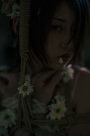 [Фото Net Red COSER] Yunxixi - Цветок и веревка