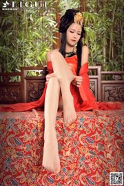 นางแบบ Kexin "The Best Costume Beauty with Silky Feet" ผลงานที่สมบูรณ์ [丽柜 LiGui] ภาพถ่ายขาและเท้าหยกที่สวยงาม