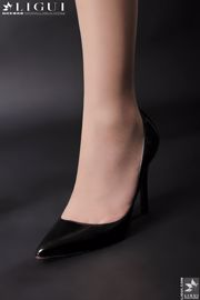 [丽 柜 LiGui] Полное собрание работ модели Вэньсинь "OL Career Wear" с красивыми ногами и нефритовой ступней.