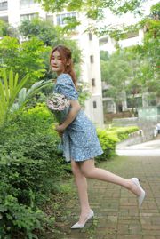 [IESS 奇思趣向] Modelo: Ziwei "La niña vendiendo flores"