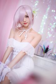 Популярный Coser Eel Fei Er "Ma Xiu White Dress"