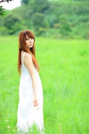 Тайваньская сестра Сяоцзин из серии "Пейзажи фермы ранним летом", серия "Красивая белая юбка"
